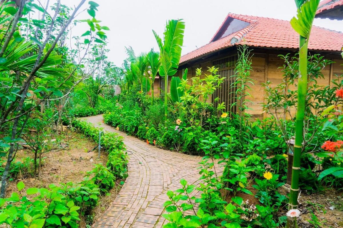 Hotel Nha Duoi Son Tay Exterior foto